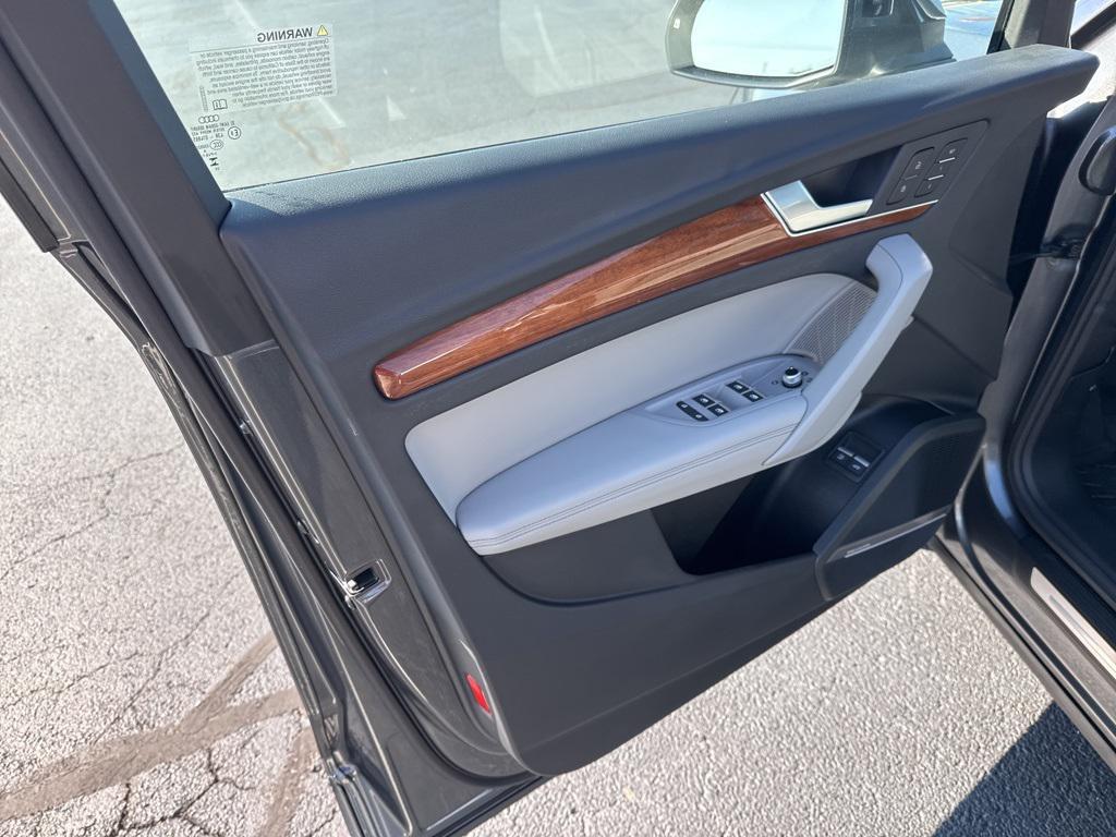 used 2023 Audi Q5 e car, priced at $38,258