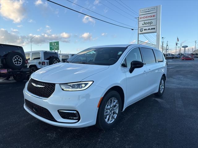 new 2025 Chrysler Pacifica car, priced at $43,937