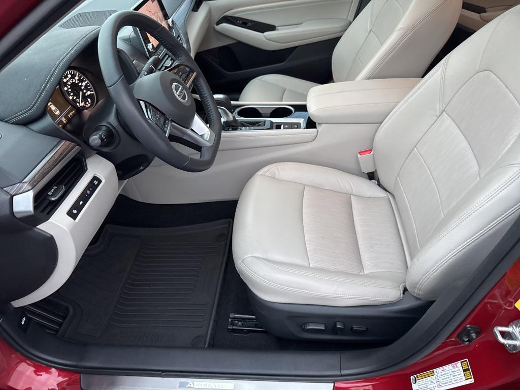 used 2021 Nissan Altima car, priced at $24,354