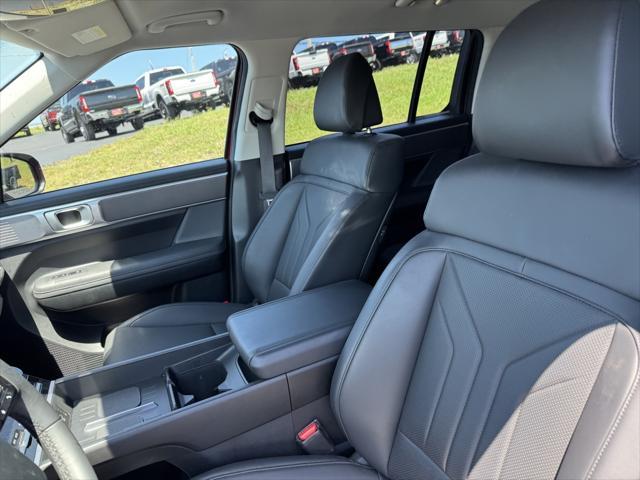 used 2025 Hyundai Santa Fe car, priced at $35,904