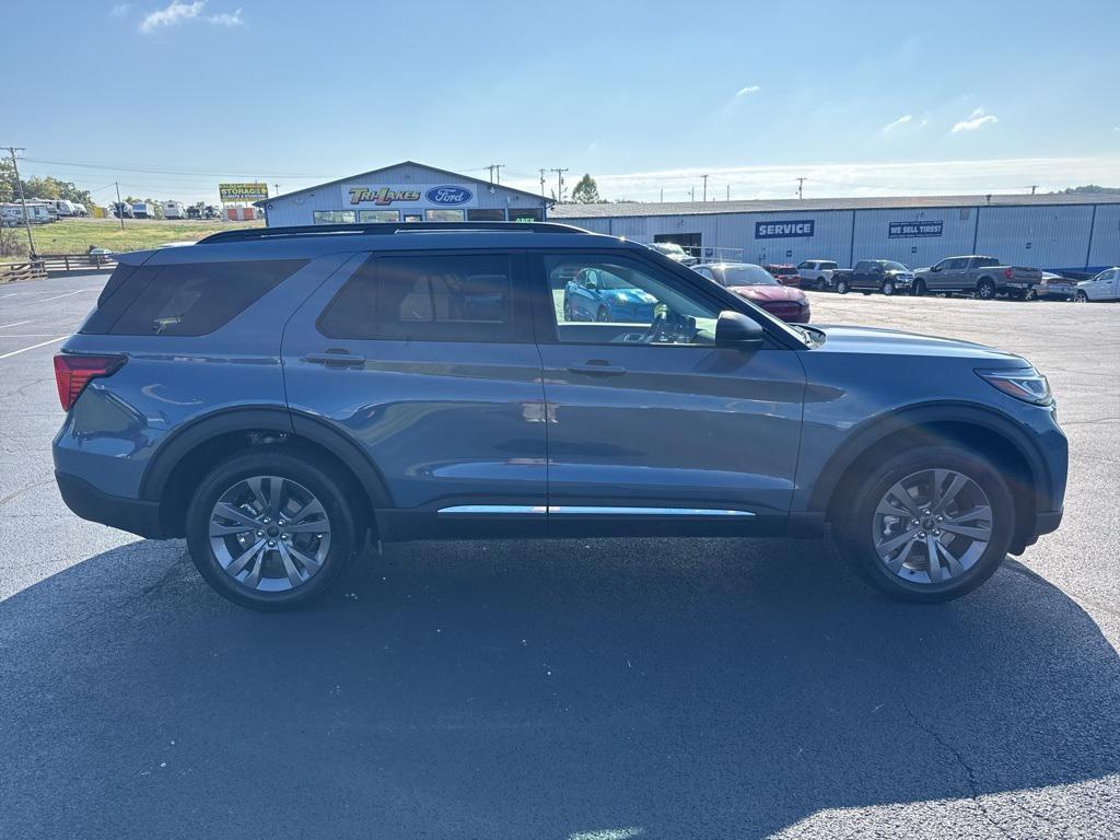 new 2025 Ford Explorer car, priced at $48,555