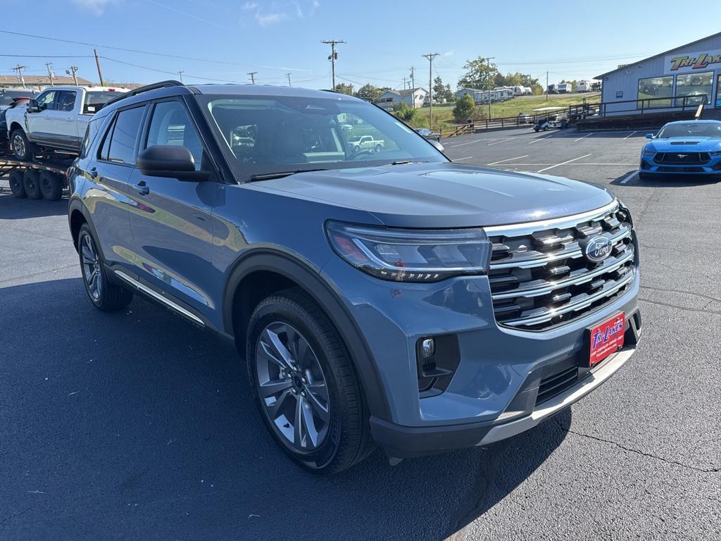 new 2025 Ford Explorer car, priced at $48,555