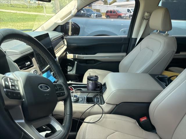 used 2024 Ford Expedition car, priced at $59,619