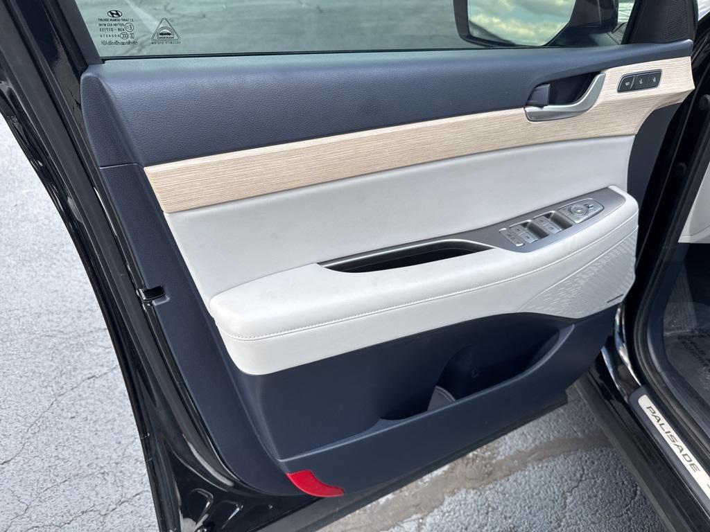 used 2023 Hyundai Palisade car, priced at $42,231