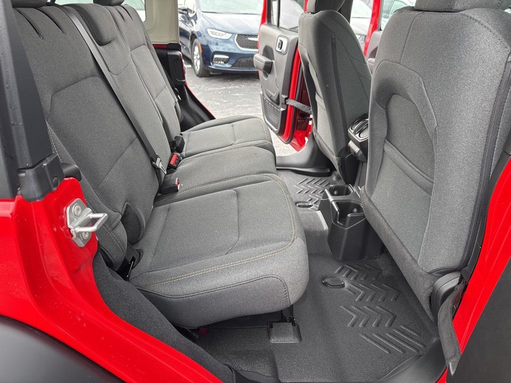 new 2025 Jeep Wrangler car, priced at $45,235