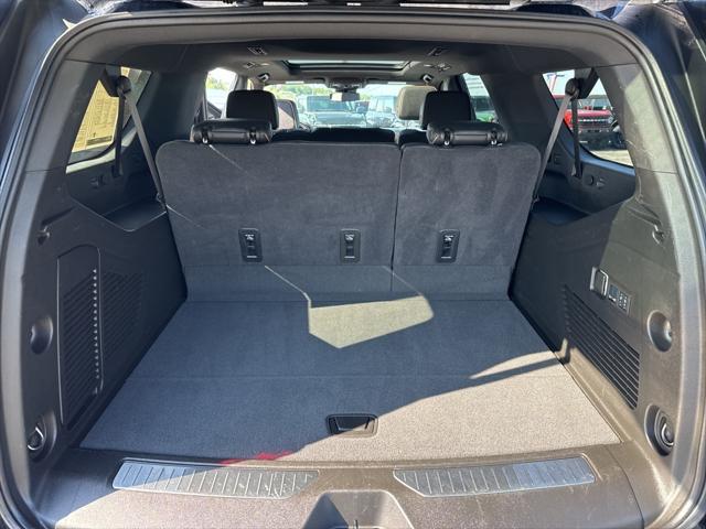 used 2024 GMC Yukon XL car, priced at $65,777
