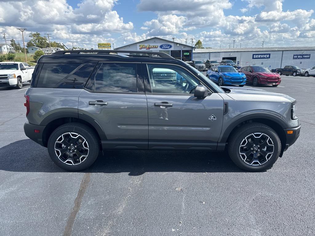 new 2025 Ford Bronco Sport car, priced at $39,699