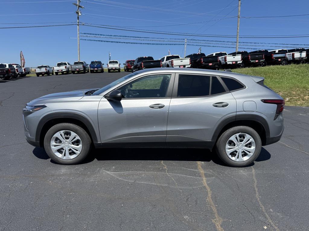 used 2025 Chevrolet Trax car, priced at $23,113
