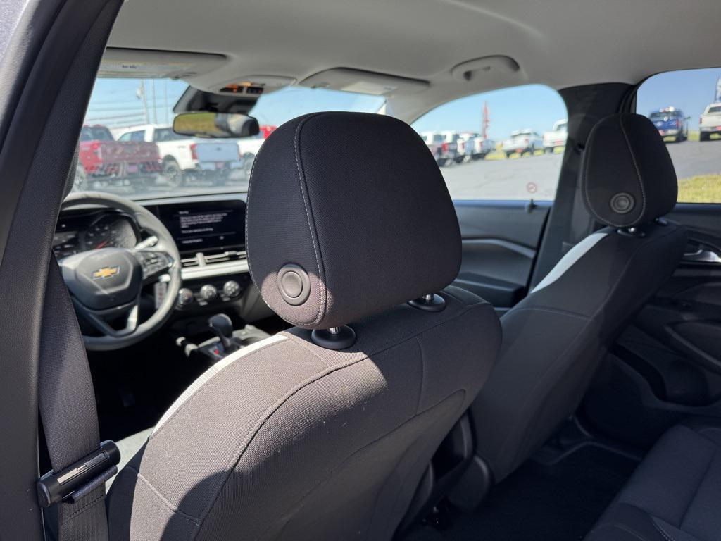used 2025 Chevrolet Trax car, priced at $23,113