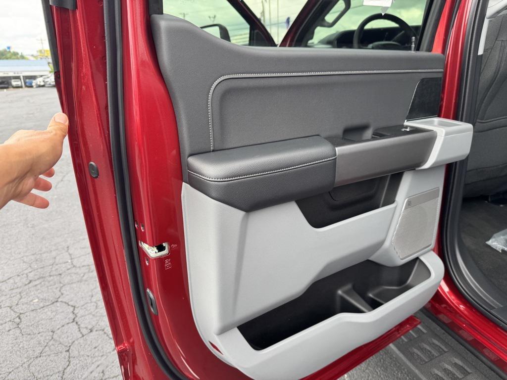 new 2025 Ford F-350 car, priced at $68,952