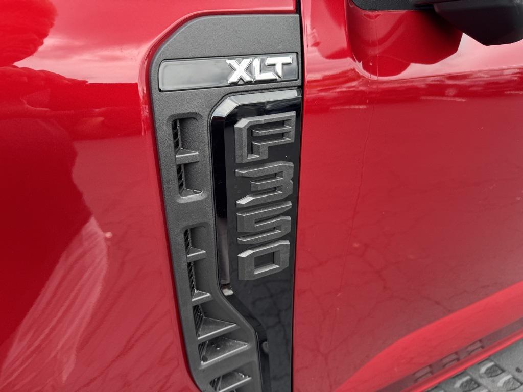 new 2025 Ford F-350 car, priced at $68,952