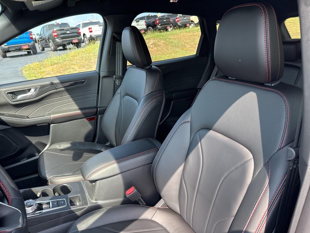 new 2025 Ford Escape car, priced at $39,055