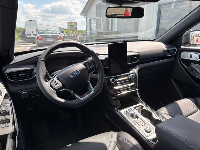 used 2024 Ford Explorer car, priced at $51,419