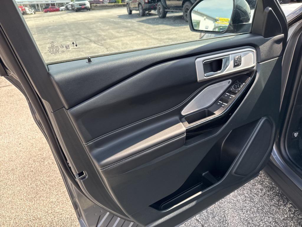 used 2024 Ford Explorer car, priced at $48,178