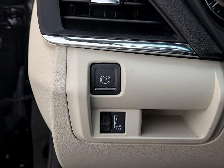 used 2022 Cadillac CT4 car, priced at $25,389