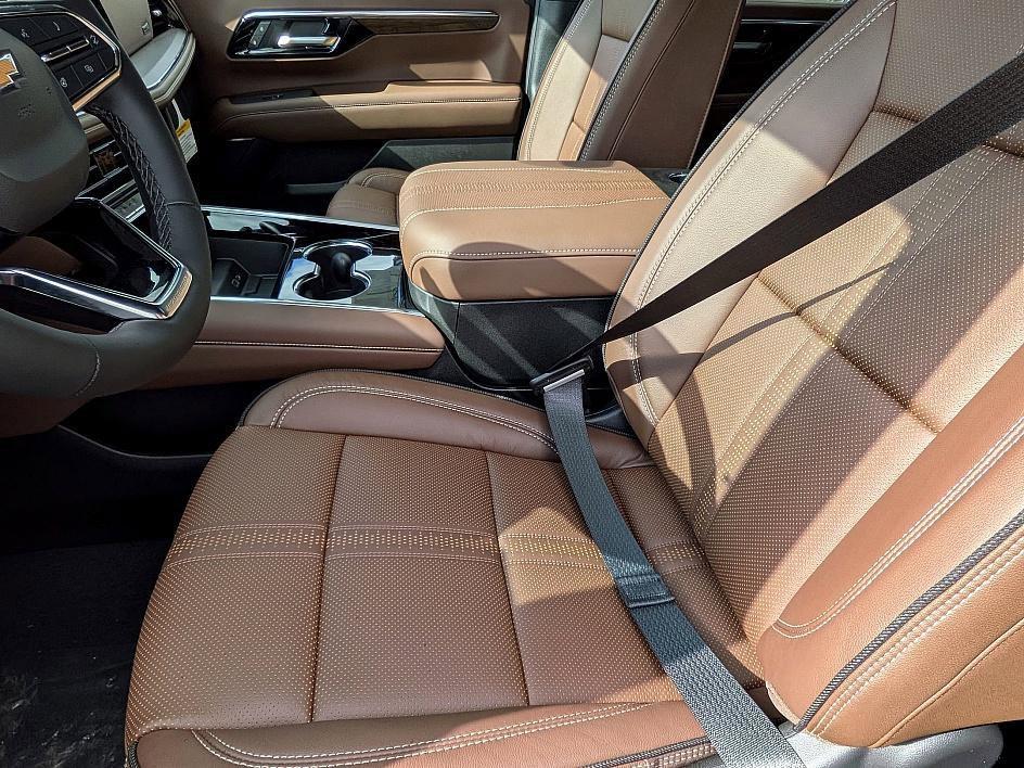 new 2026 Chevrolet Suburban car, priced at $93,879