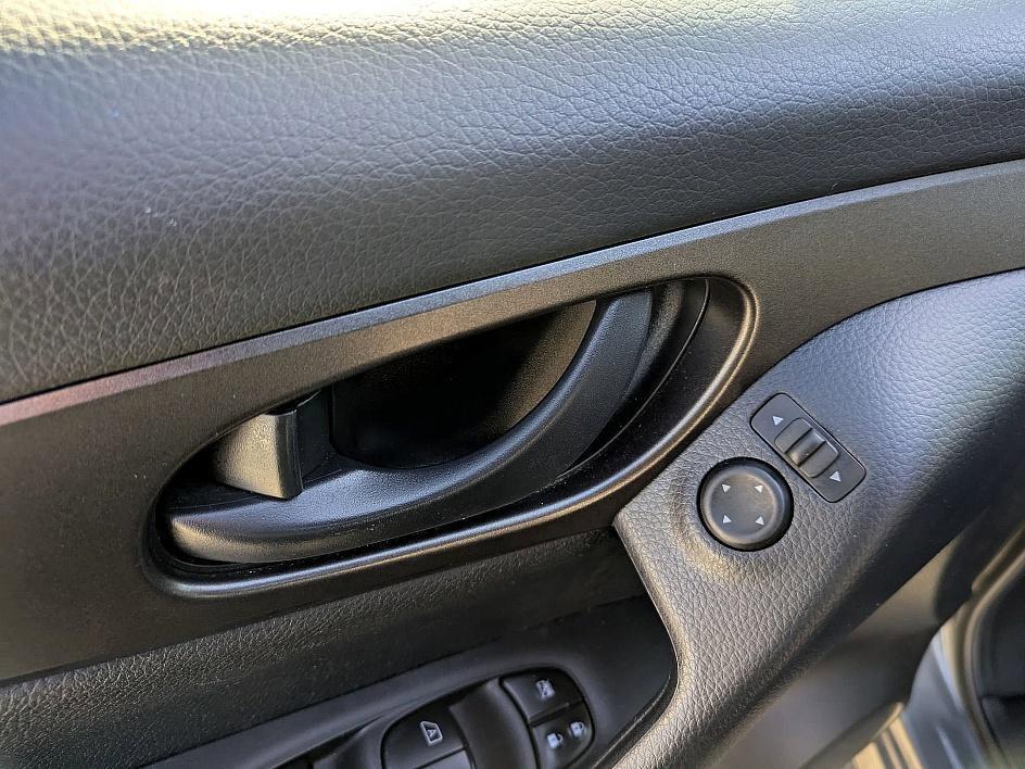 used 2020 Nissan Rogue Sport car, priced at $13,895