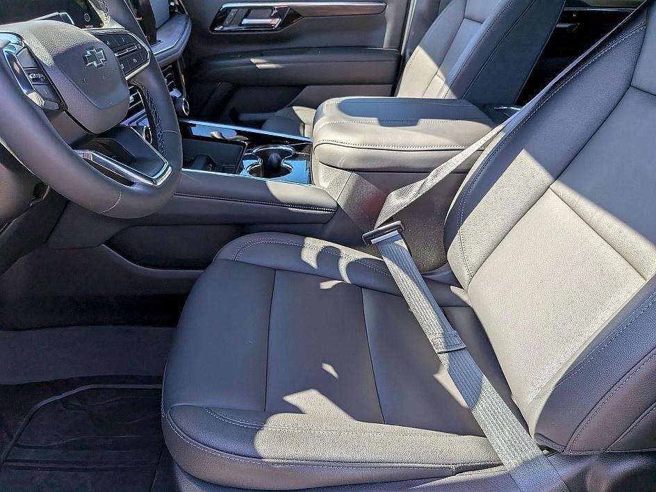 new 2026 Chevrolet Suburban car, priced at $77,035