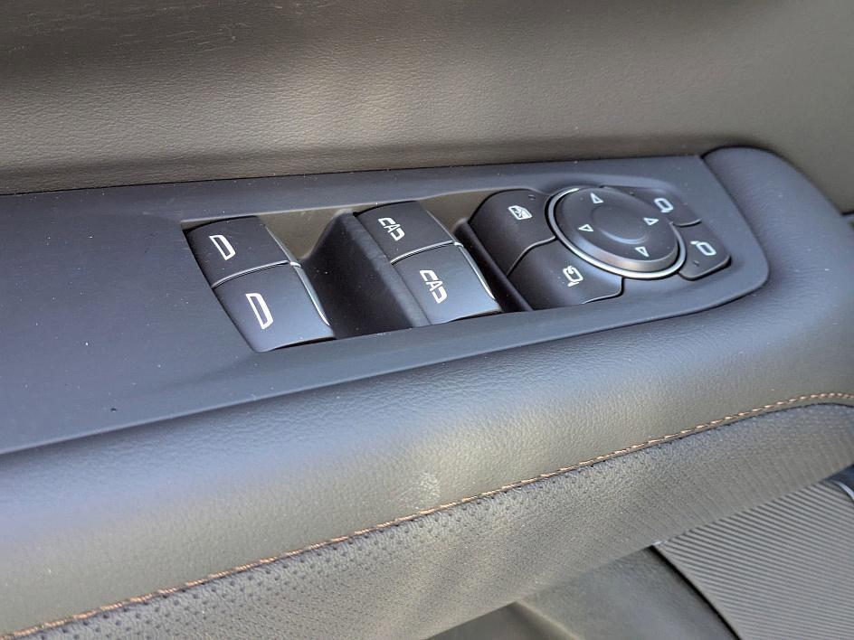 new 2025 Chevrolet Suburban car, priced at $83,375