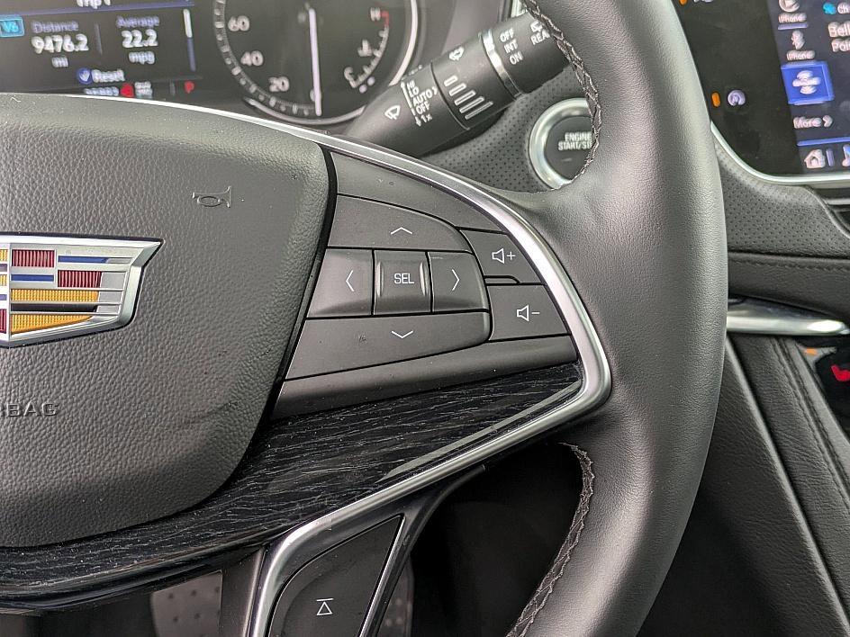 used 2025 Cadillac XT5 car, priced at $38,998