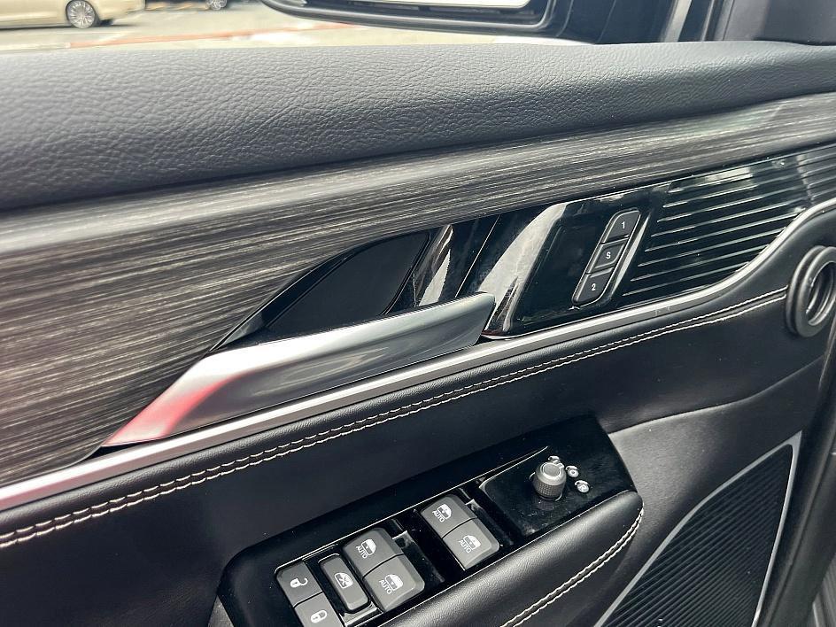 used 2023 Jeep Wagoneer car, priced at $47,691