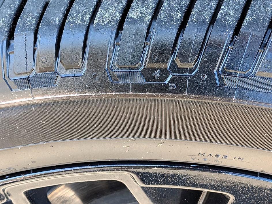 used 2022 Chevrolet Tahoe car, priced at $51,998