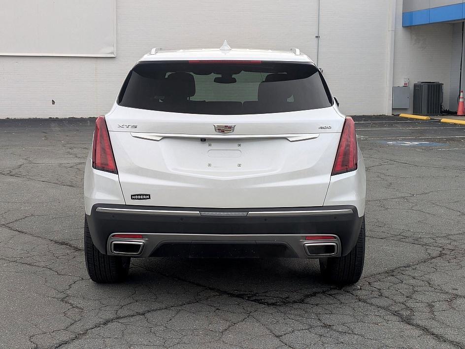 used 2025 Cadillac XT5 car, priced at $39,998