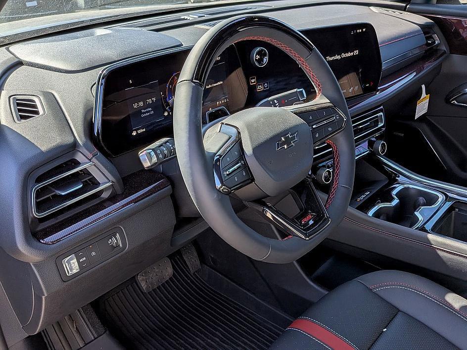 new 2026 Chevrolet Traverse car, priced at $57,094