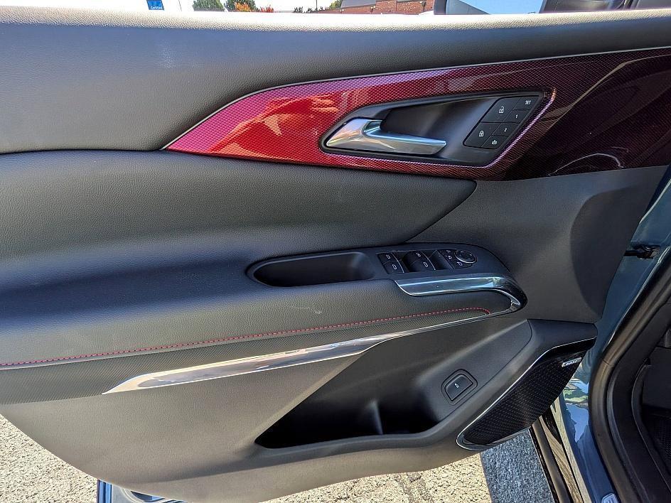 new 2026 Chevrolet Traverse car, priced at $57,094