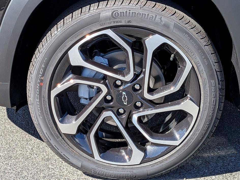 new 2026 Chevrolet Trax car, priced at $27,385