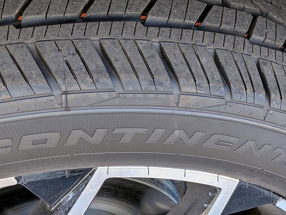 new 2026 Chevrolet Traverse car, priced at $57,789