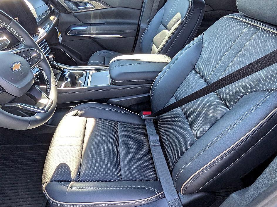 new 2026 Chevrolet Traverse car, priced at $57,789