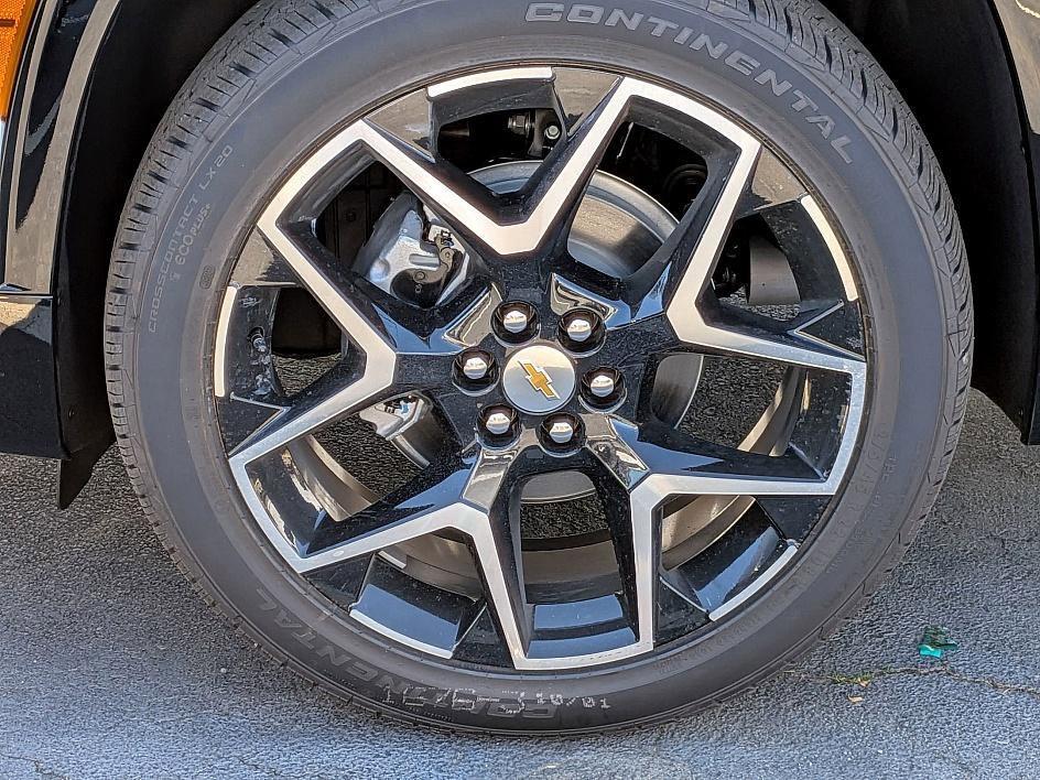 new 2026 Chevrolet Traverse car, priced at $57,789