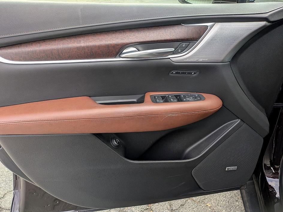 used 2020 Cadillac XT5 car, priced at $23,042