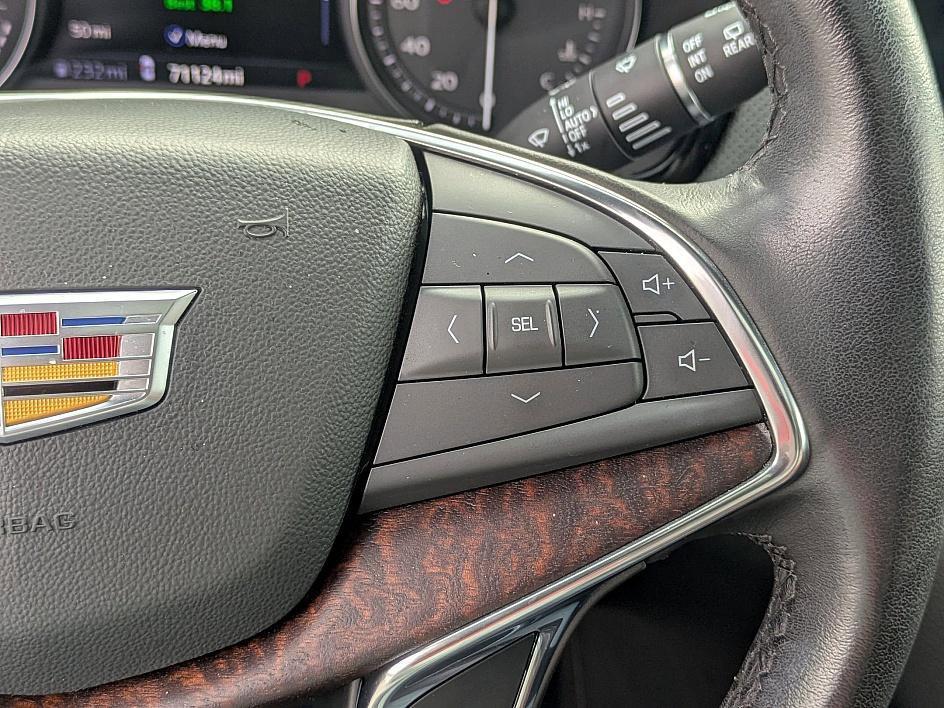 used 2020 Cadillac XT5 car, priced at $23,042