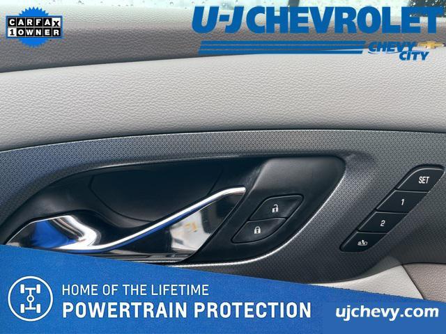 used 2020 Chevrolet Traverse car, priced at $27,988