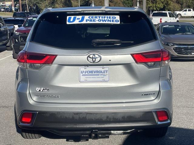 used 2019 Toyota Highlander car, priced at $32,988