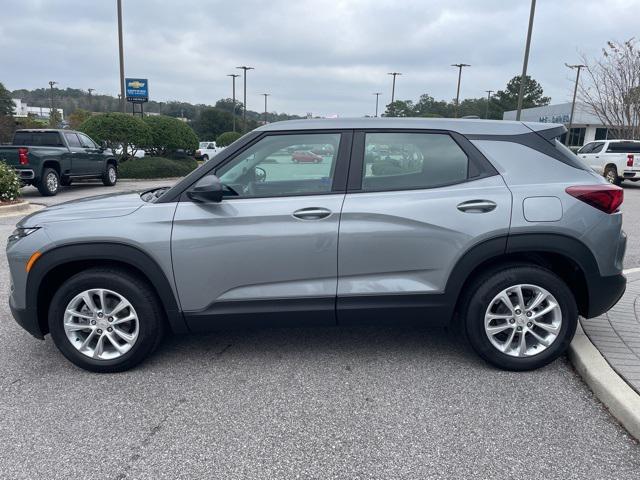 new 2025 Chevrolet TrailBlazer car, priced at $22,790