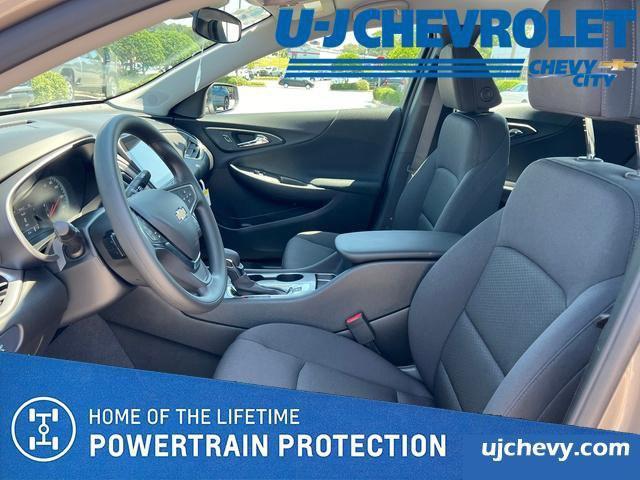 new 2025 Chevrolet Malibu car, priced at $25,814