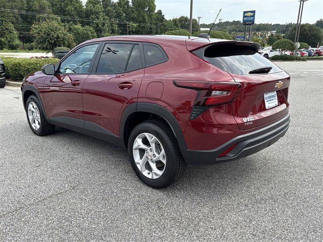 new 2025 Chevrolet Trax car, priced at $22,285