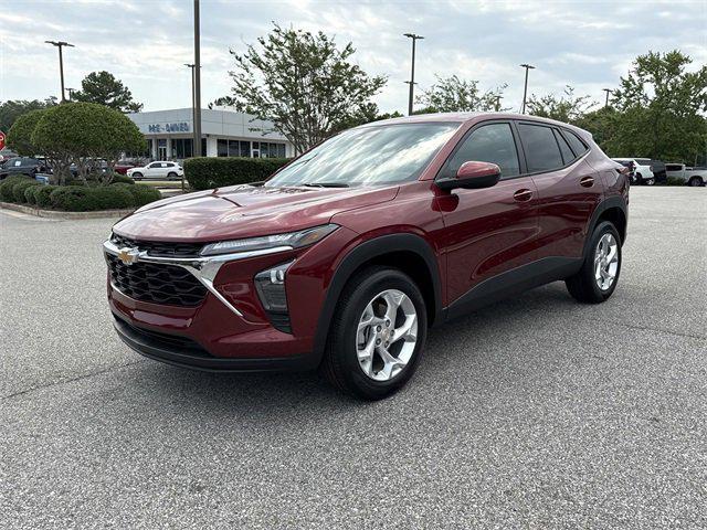 new 2025 Chevrolet Trax car, priced at $22,285