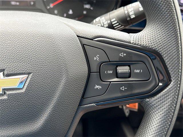 new 2025 Chevrolet Trax car, priced at $22,285