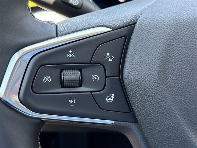 new 2025 Chevrolet Trax car