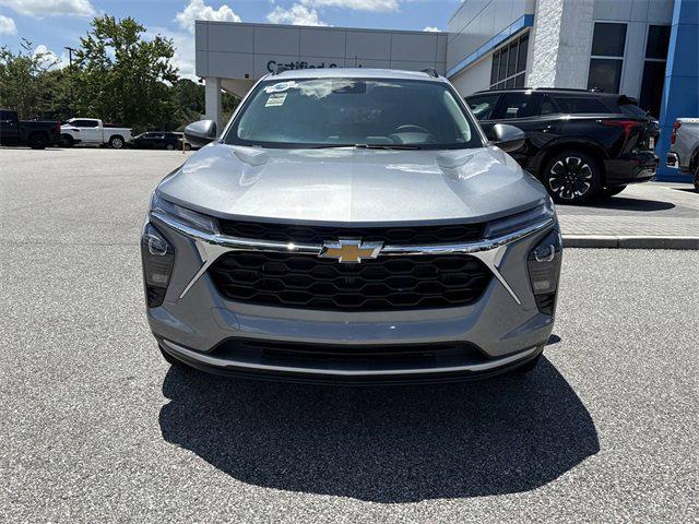 new 2025 Chevrolet Trax car