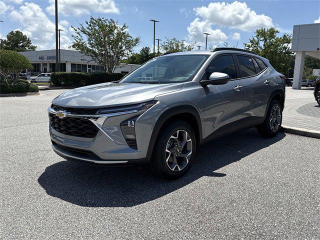 new 2025 Chevrolet Trax car