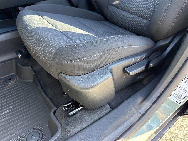 new 2026 Chevrolet Equinox car, priced at $30,309