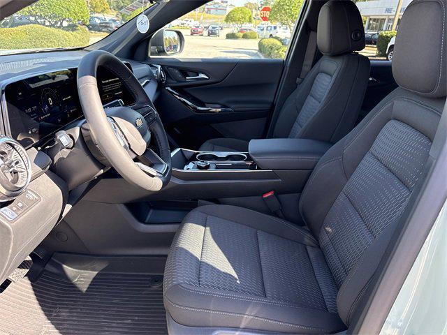 new 2026 Chevrolet Equinox car, priced at $30,309