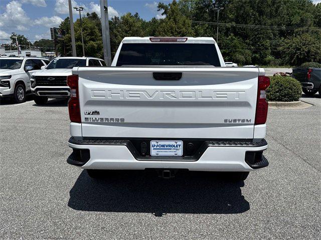 new 2025 Chevrolet Silverado 1500 car, priced at $39,705