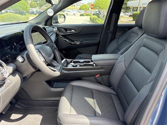 new 2026 Chevrolet Equinox car, priced at $30,903