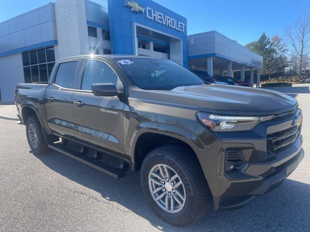 new 2024 Chevrolet Colorado car, priced at $40,885